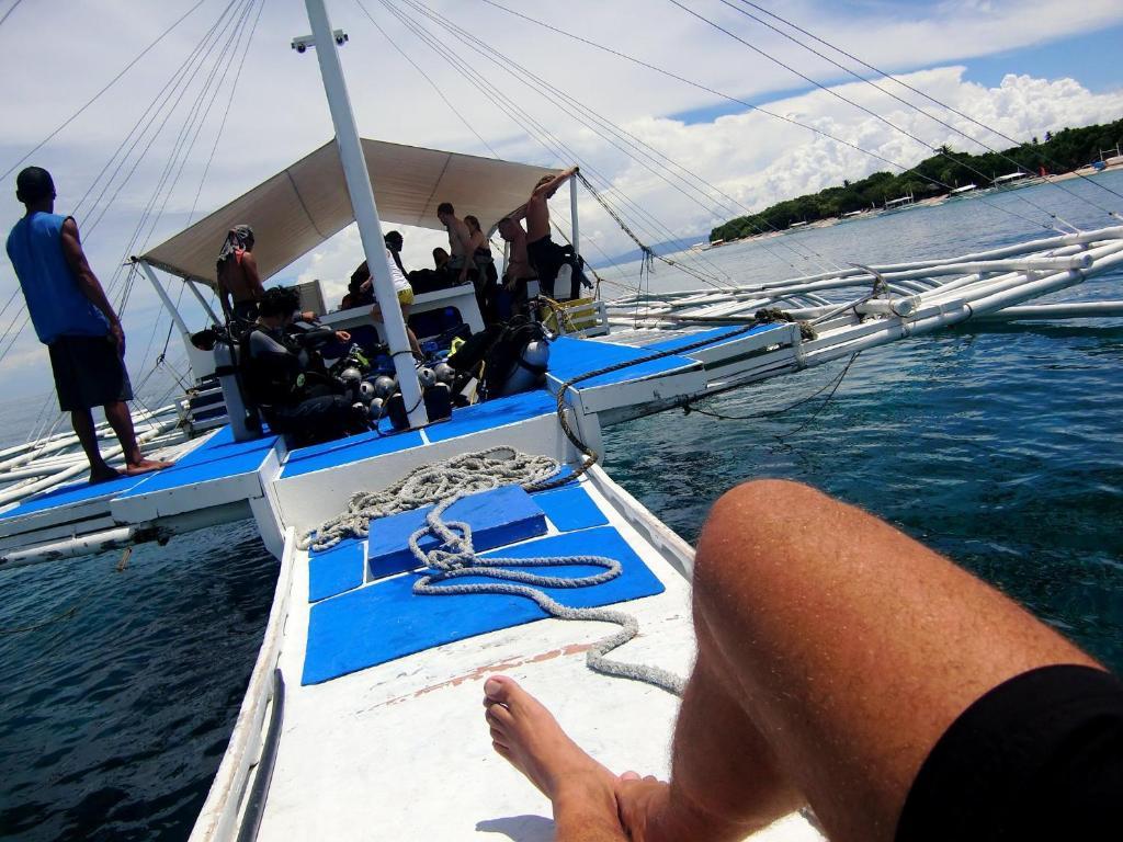 Kalipayan Beach Resort & Atlantis Dive Center Panglao Exterior photo